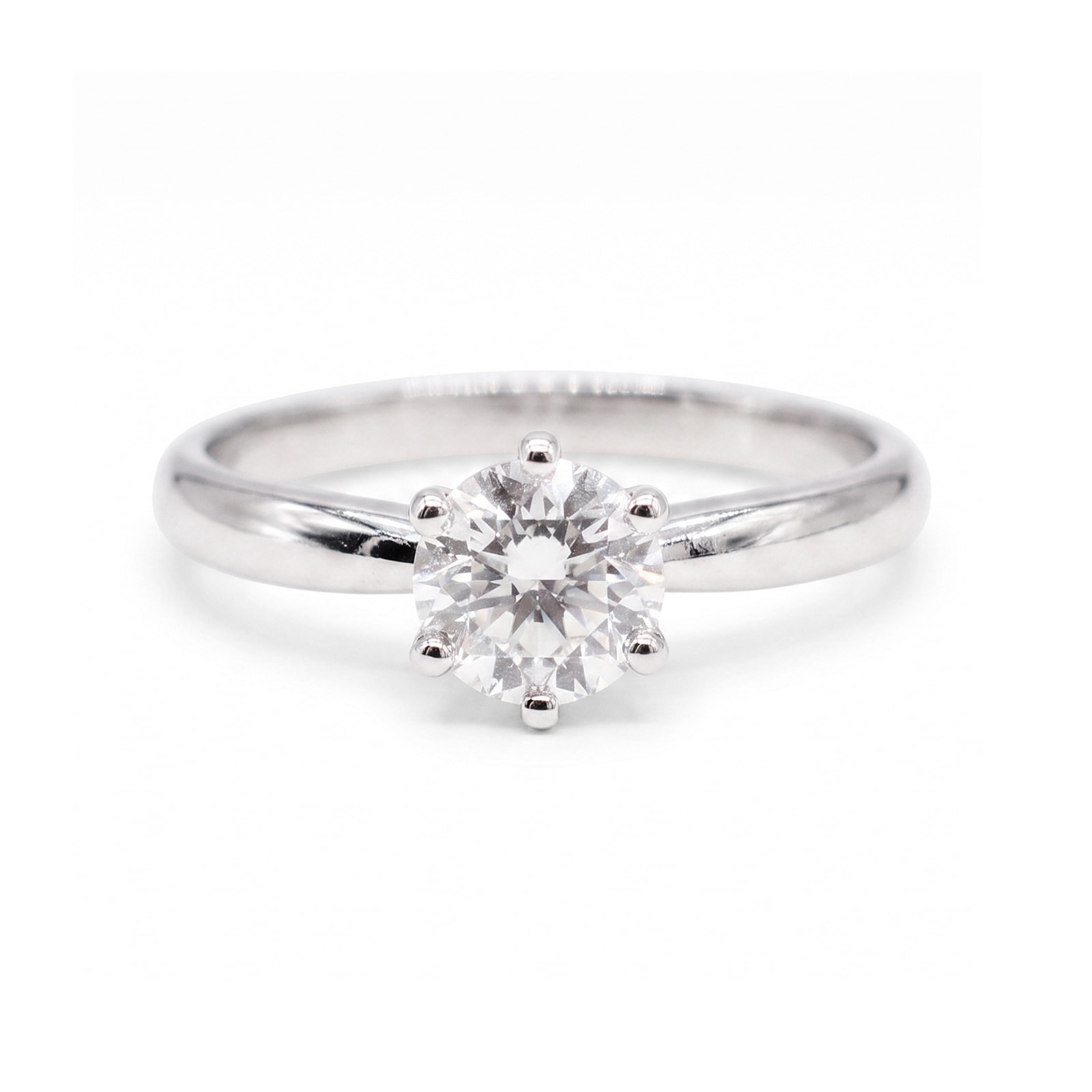 Anillo Solitario Oro 18K con Diamante de Laboratorio Nuevo Diseño 6 Garras