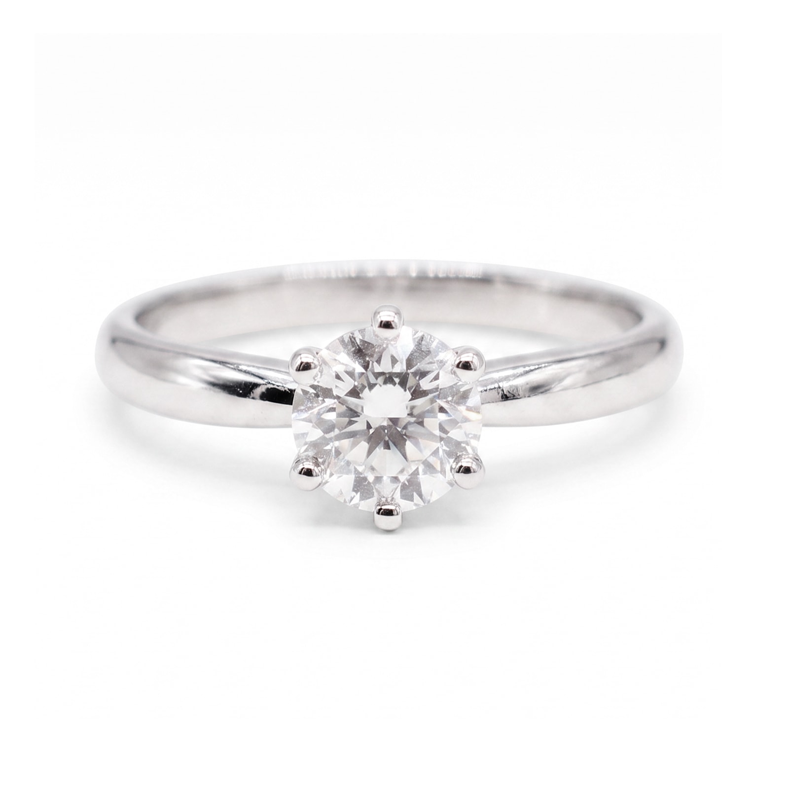 Anillo Solitario Oro 18K con Diamante de Laboratorio Nuevo Diseño 6 Garras